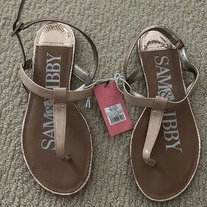Nwt Sam and Libby Kamilla sandals gladiator thong sz 8
